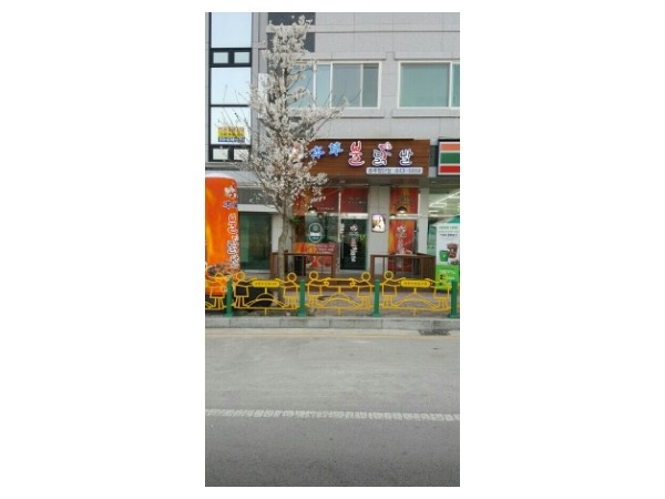 1704021077_L1.jpg