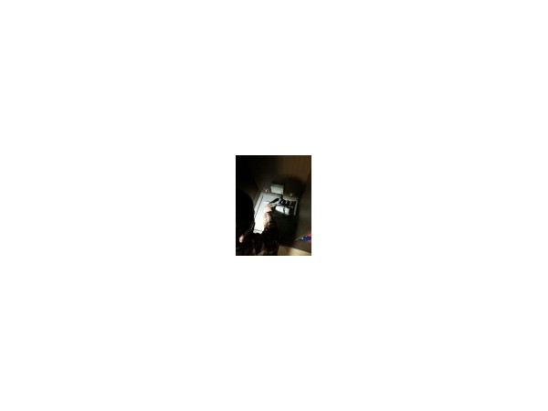 1704030388_L1.jpg