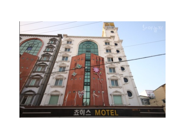 1704032119_L1.png