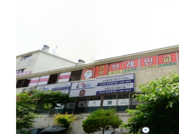 1704051300_L1.jpg