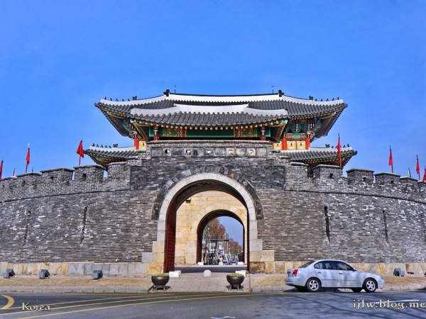 s140119SH429p.jpg