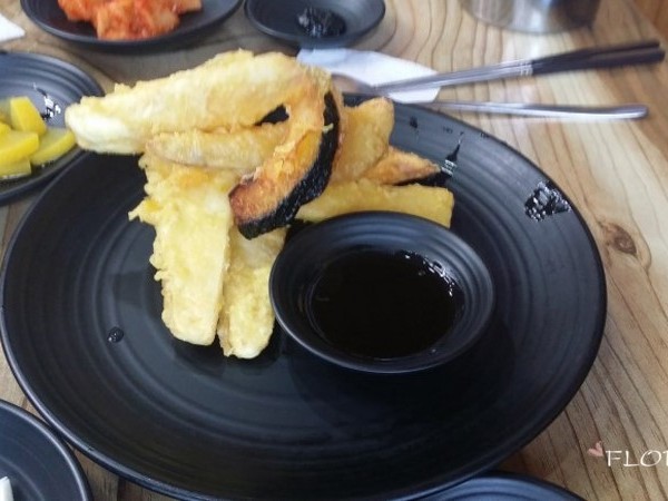 제주도_와랑와랑_튀김.jpg
