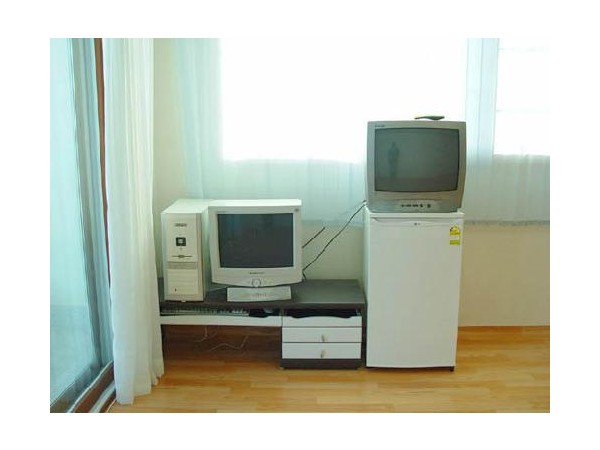 11568196_5.jpg