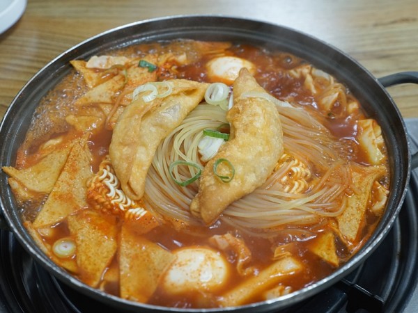 춘천_교대_맛집_즉석떡볶이가_매우_훌륭한_아리랑떡볶이_본점_후기10.JPG
