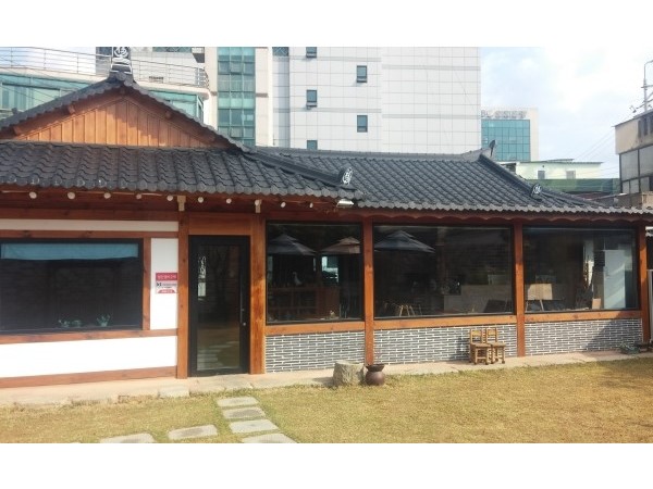경주_한옥카페_돌담애_(7).jpg