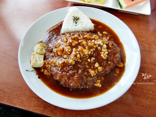 DSCF8571.JPG