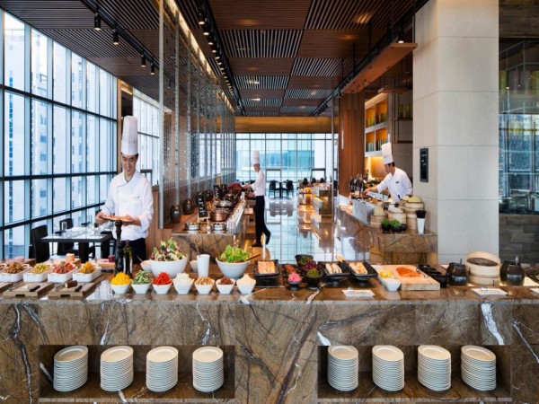 0000MoMo_Cafe_Buffet.jpg