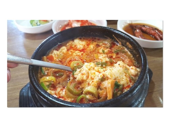 강원도여행_해장으로먹은_얼큰순두부_대청마루012.jpg