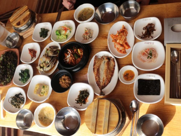 8한상차림.JPG