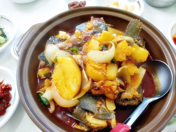 제주도_서귀포_맛집_-_할매식당_인기메뉴_우럭조림__(10).jpg