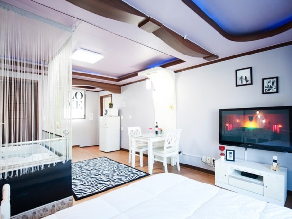 tklAcK85ecp6qtV7z-rr1Aoe.jpg