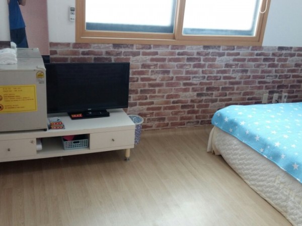 j185E9Lq2RvD1utPCzSEofEm.jpg