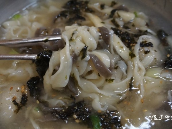 강릉맛집,_강릉감자옹심,_옹심이칼국수,_강릉시내맛집_(9).JPG