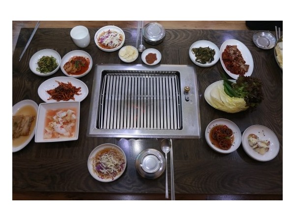 4_밑반찬_한상.JPG