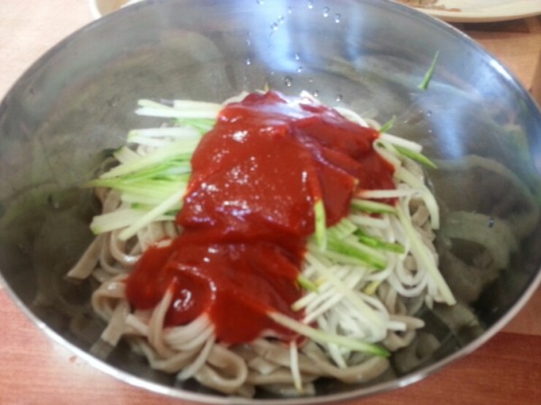 메밀비빔국수.jpg