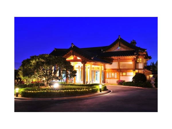 경북_경주라궁한옥호텔_13.JPG?type=m500_500