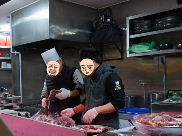 NXYrgg5ZhYPRKEo-aMCANgc5.png