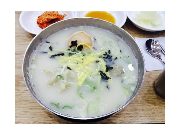 북촌만둣국.jpg