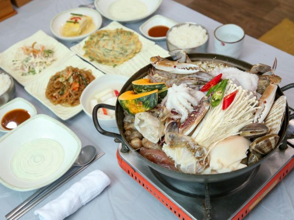 SctOjRVrRA0t9-kUeh0s_vD6.jpg