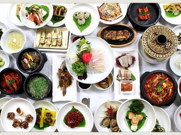 02-전주-한정식_edit.jpg