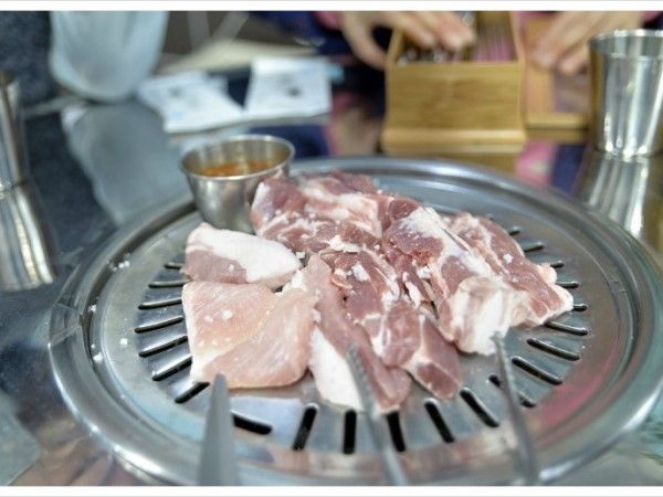 _0제주도게스트하우스_명리동식당08.jpg
