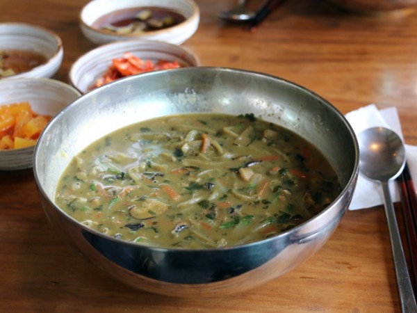 제주_제주맛집_오름나그네_제주맛있는집_제주에서먹을만한곳_오름나그네_보말칼국수_유명한_제주도_맛집_017.jpg