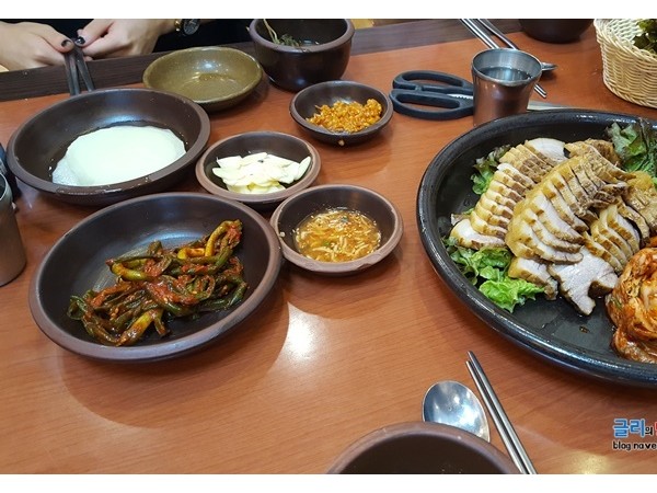 천안항아리보쌈3.jpg