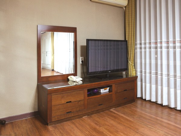 25TV.jpg