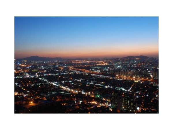 서울_용마산정상에서_1.JPG