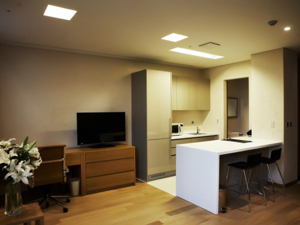 _2_bedroom_duplex__suite_02.jpg