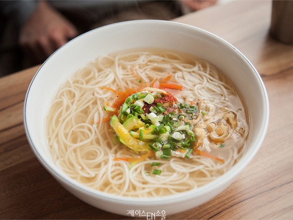 _JS28532_복사.jpg