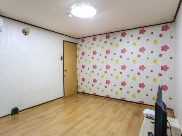 5abcb1a6b51102.34008643.jpg