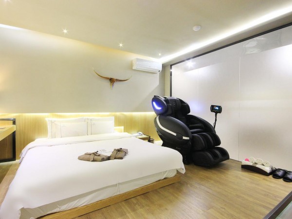 599eb0cc18d4d1.99609017.jpg