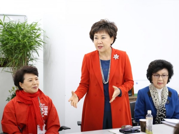 4월_18일_16시_30분_여성당체협의회.jpg