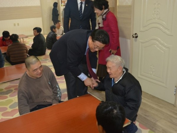 떡국행사_격려_(160122).jpg