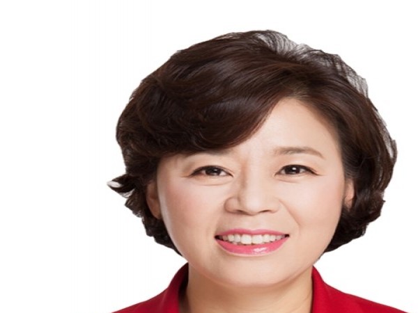 포항북_국회의원_김정재_프로필사진2.jpg